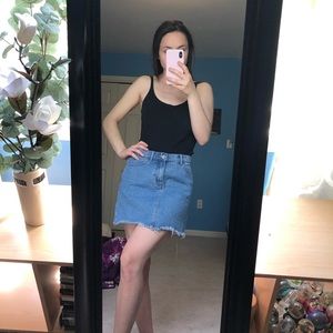 DENIM MINI SKIRT.